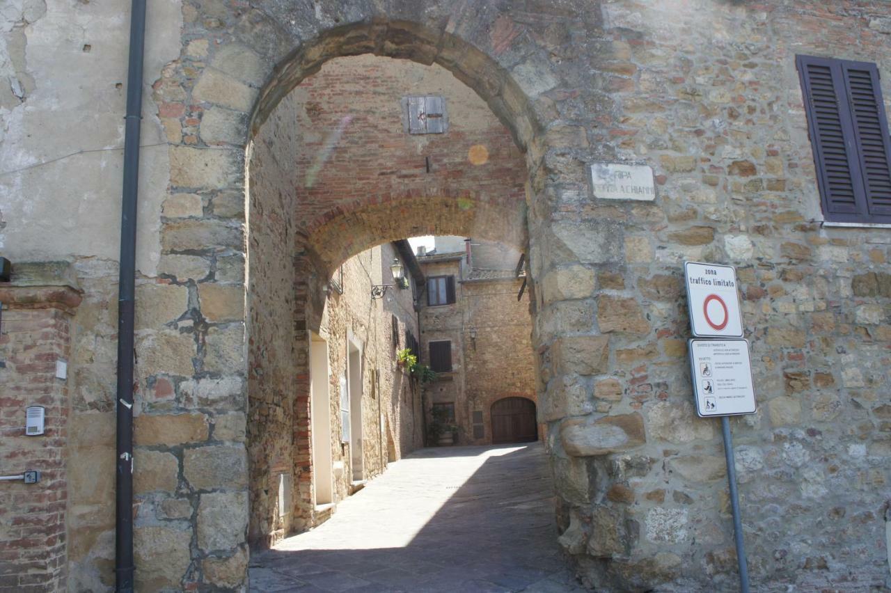 Villa Borgo La Fungaia Gambassi Terme Exterior photo