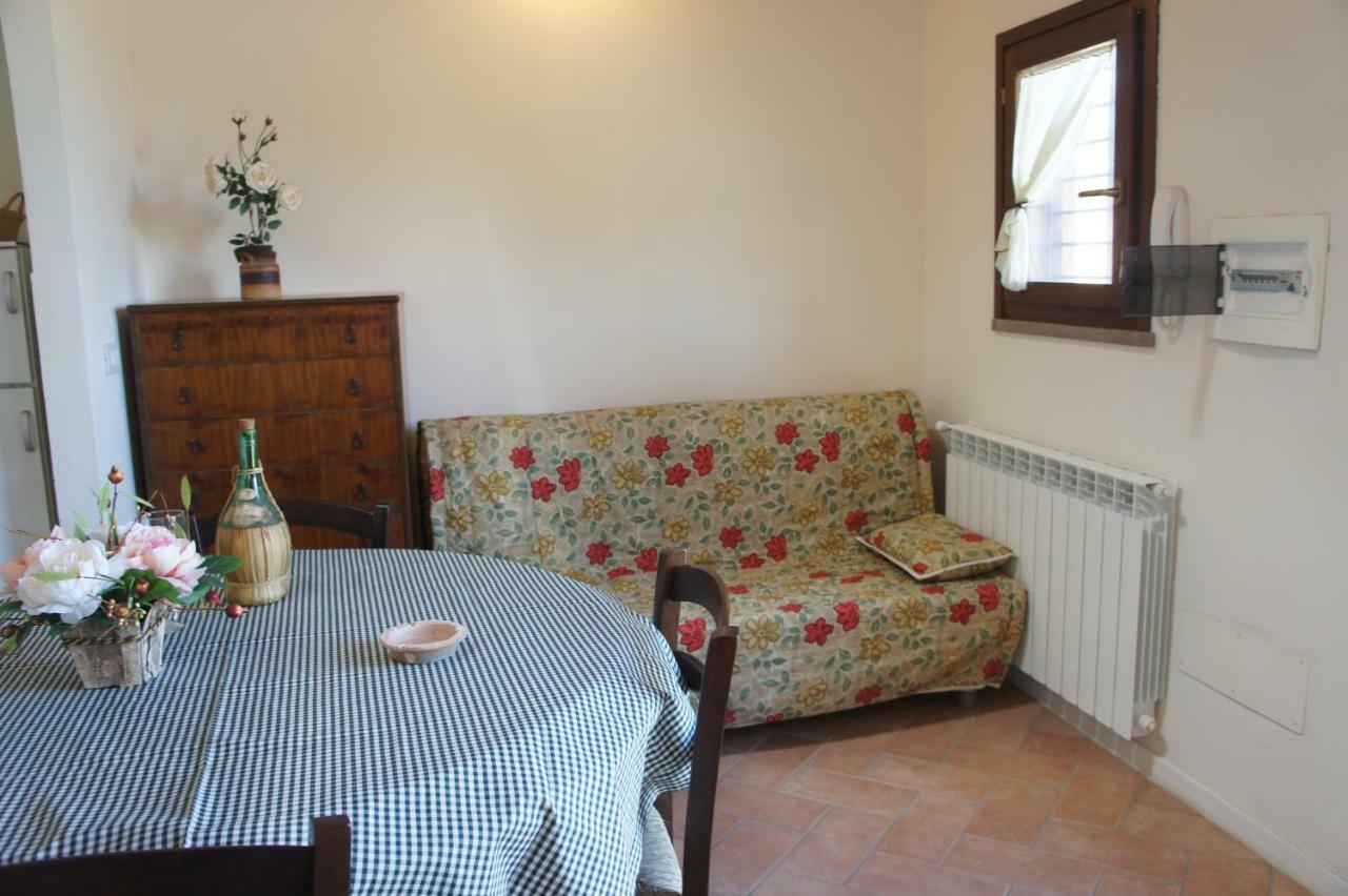 Villa Borgo La Fungaia Gambassi Terme Exterior photo